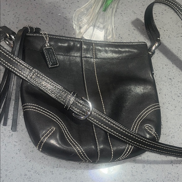 Vintage Coach Soho crossbody or shoulder bag with tassel - Picture 2 of 8